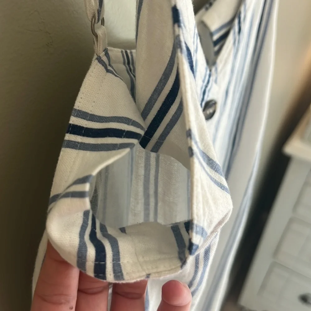 Linen button down dress - adjustable spaghetti straps - pockets! PERF condition - Picture 12 of 16